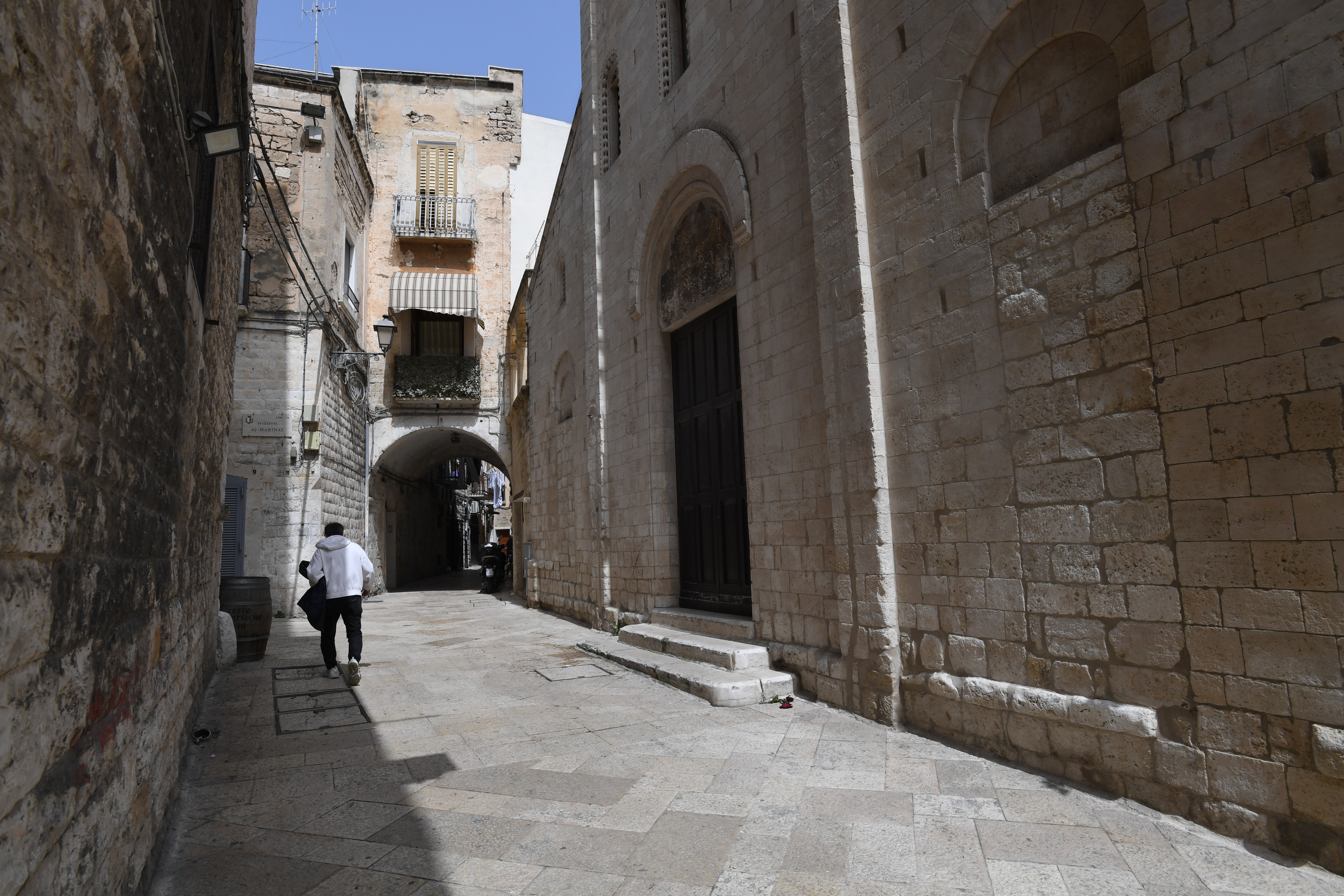 Bari