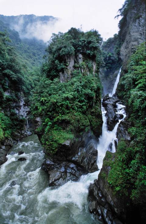 Agoyan Wasserfall, 09/2005