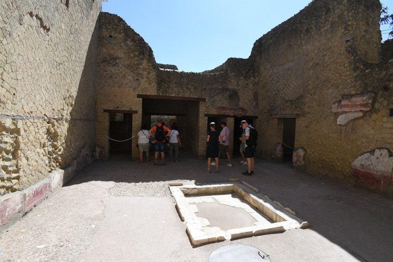 Casa di Nettuno e Anfitrite, Herculaneum
