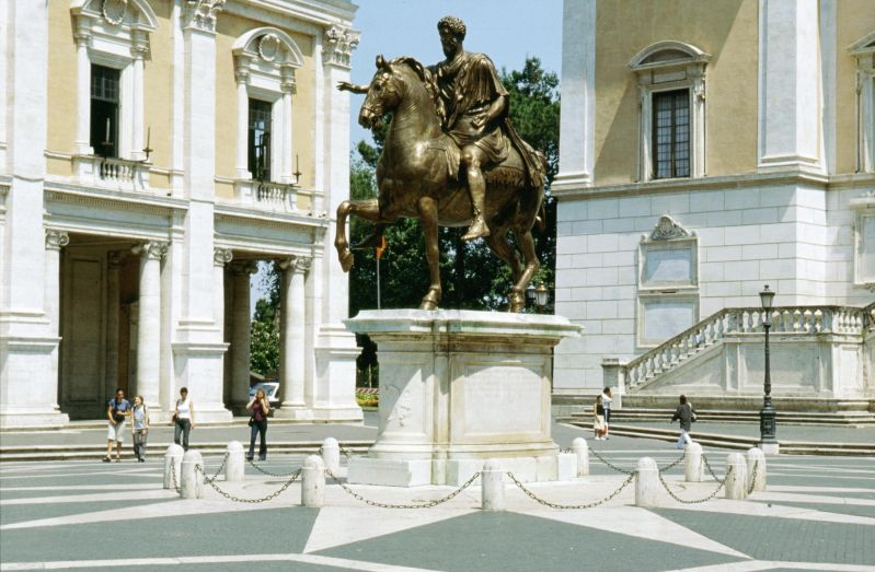 Piazza del Campidoglio (Kapitolsplatz) 05/2001