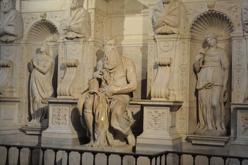 Grabmal Papst Julius II, (Moses von Michelangelo), San Pietro in Vincoli, 04.2011
